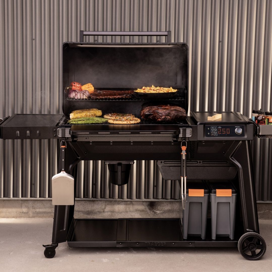 Woodridge Pro Pellet Grill